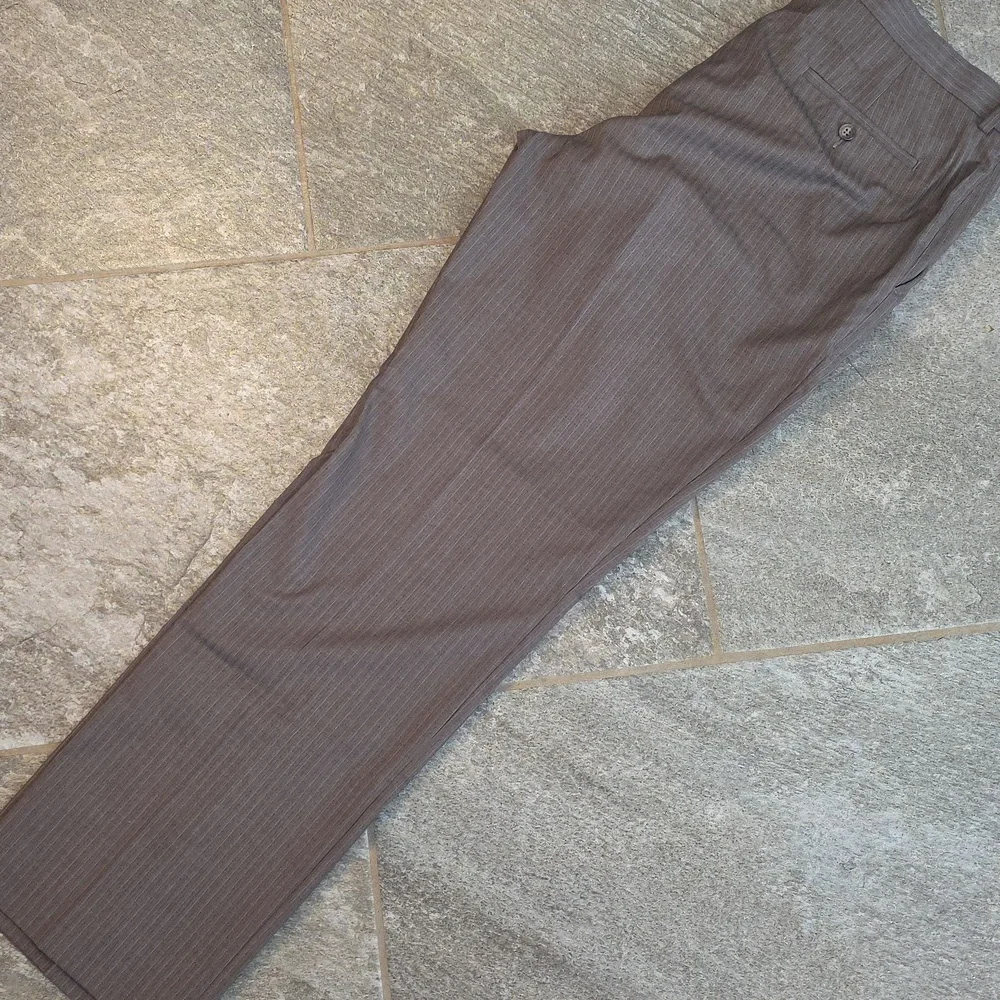 Perry Ellis Portfolio Modern Fit Dress Pants Size 38x32 Brown With Stripes